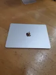 Apple MacBook Air 2022 M2 - 8GB RAM, 256GB SSD - 5