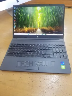 HP 15-dw0037wm Laptop: Intel Core i5, 8GB RAM, 256GB SSD