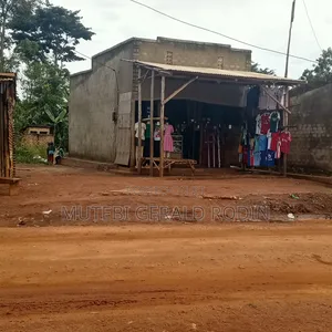 1-Bedroom Apartment for Sale in Kabanana House, Kamengo