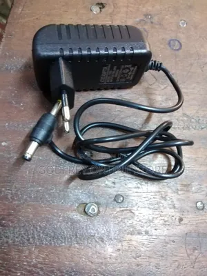AC/DC Power Adapter - 12 Volts 2A