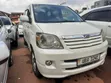 Toyota Noah 2004 White - 4