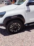 Toyota Hilux 2021 White - 3