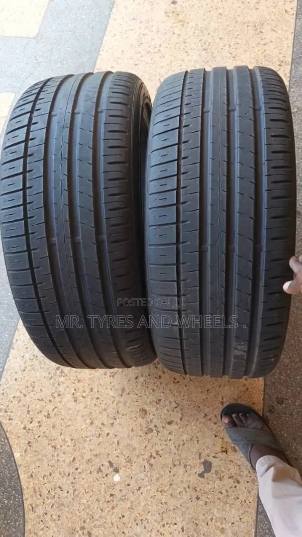245/40R20 Japanese Imported Tyres - 1