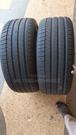 245/40R20 Japanese Imported Tyres