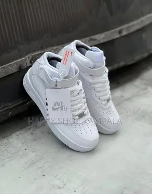 Nike Air Force 1 Sneakers