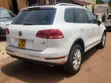 Volkswagen Touareg 2015 White - 3