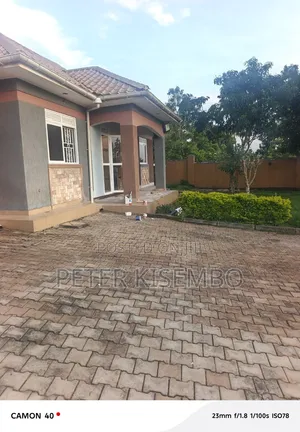 4 Bedroom House for Rent in Manyangwa, Ruyobyo