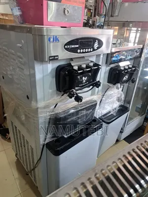 CJK Commercial 3-Flavor Ice Cream Machine