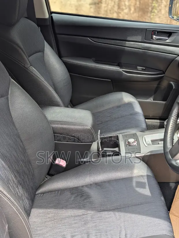 Subaru Outback 2014 White - 1