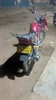Yamaha YBR125 2016 Red - 3