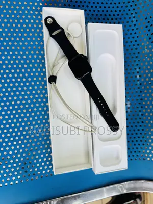 Apple Watch Series 7 GPS + Cellular 45mm