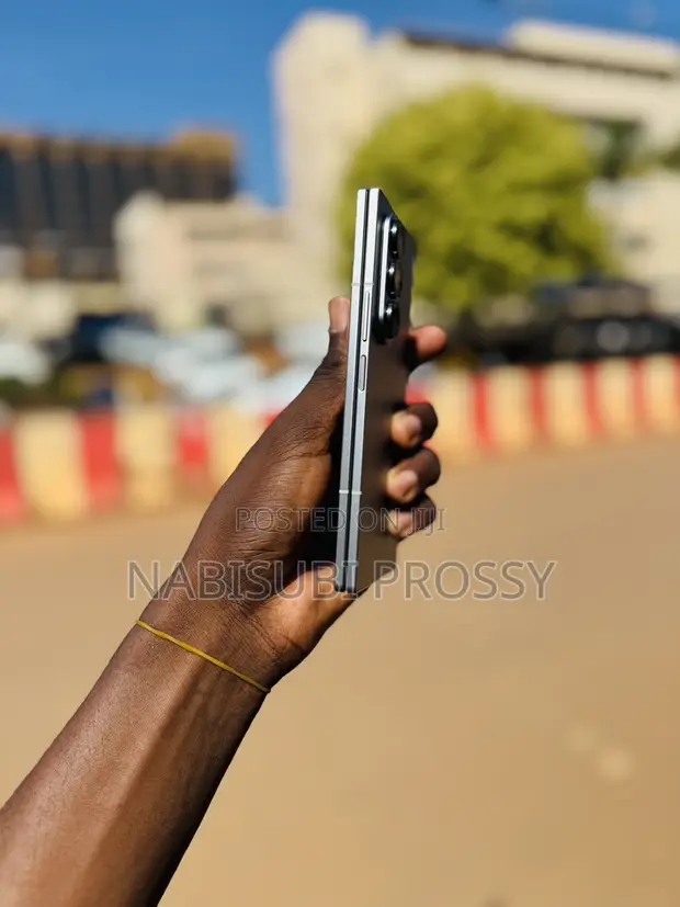 Samsung Galaxy Z Fold7 512GB Gray - 1