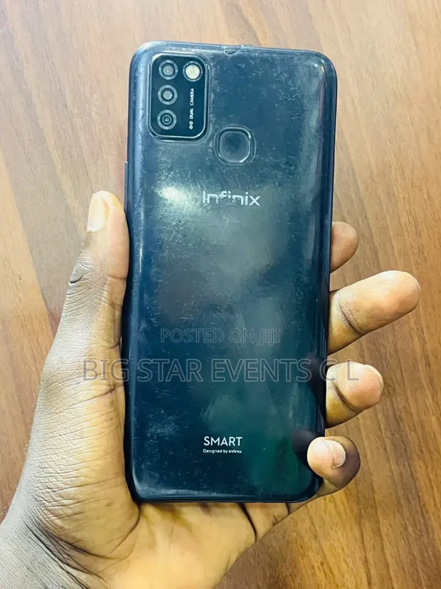Infinix Smart 6 32GB Black - 1