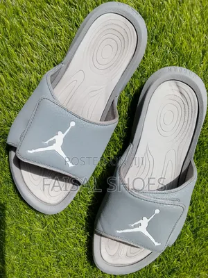 Men's Jordan Sliders - Size 43