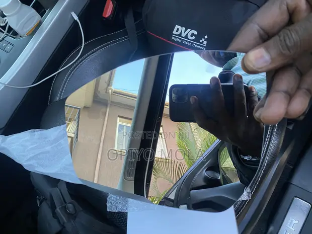 Range Rover Evoque & Jaguar E-Pace Left Side Mirror Glass - 1