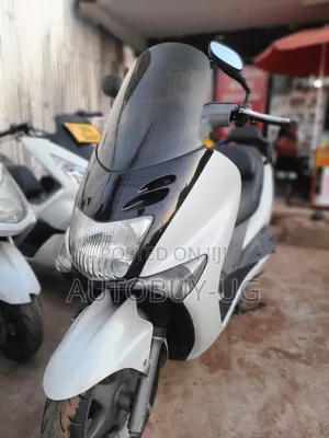 Yamaha Majesty 125cc Scooter (2009)