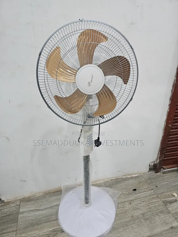 DP Light 18" Electric Stand Fan - 1