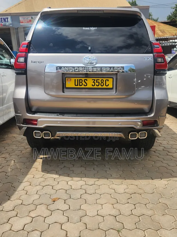 Toyota Land Cruiser Prado TX 2018 Gold - 1