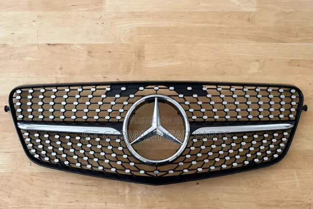 Brand New Diamond Grille for Mercedes Benz E Class W212 - 1