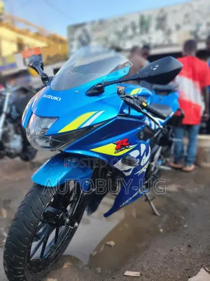 Suzuki GSX-R 250 2015 Blue