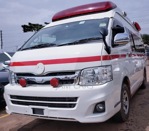 Toyota HiAce Ambulance 2014 - 1