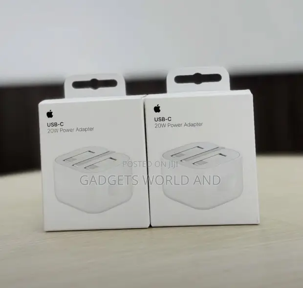 Apple USB-C 20W Power Adapter (UK) - 1