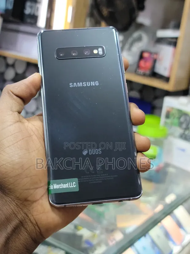 New Samsung Galaxy S10 Plus 128GB Black - 1