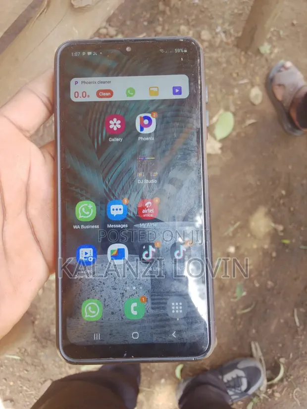 Samsung Galaxy A12 64GB Black - 1