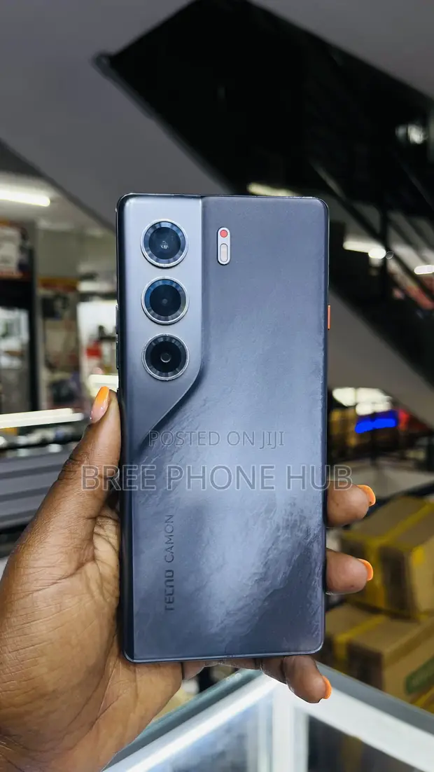 Tecno Camon 40 Pro 4G 256GB Gray - 1