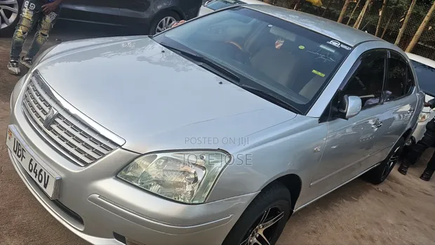 Toyota Premio 2005 Silver - 1