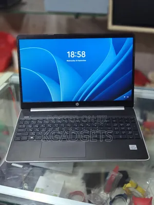 New HP 15S Laptop: Intel Core i5, 8GB RAM, 256GB SSD