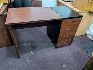 Used Office Desk // Office Table // Furniture, 120cm