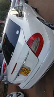 Mercedes-Benz E300 2006 White - 4