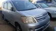 Toyota Noah 2.0 FWD (8 Seater) 2005 Silver - 2