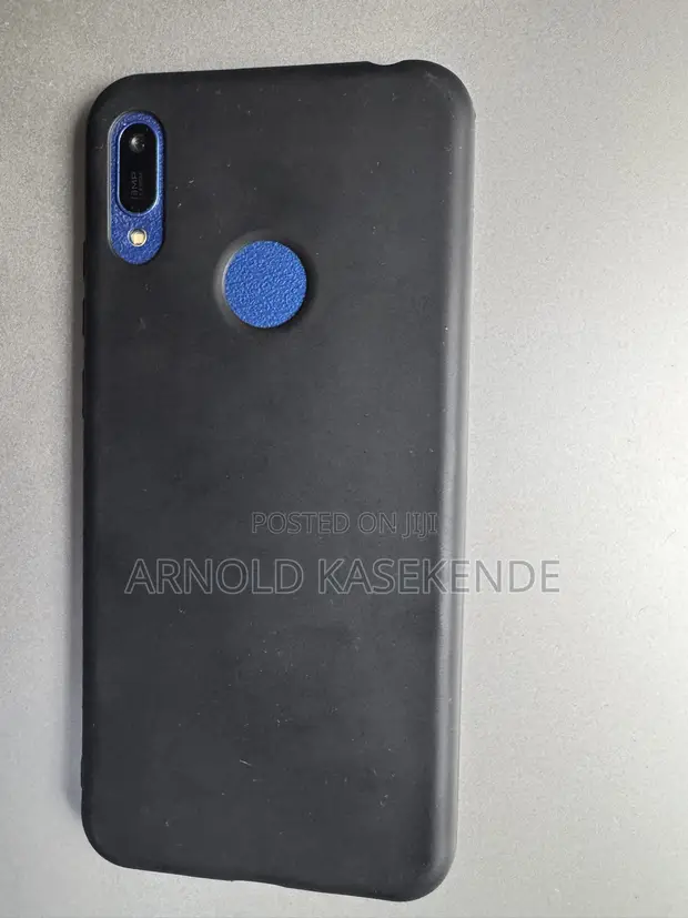 Huawei Y6 2019 32GB Blue - 1