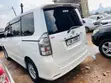Toyota Voxy 2013 White - 5