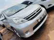 Toyota ISIS 1.8 Platana 2007 Silver - 2