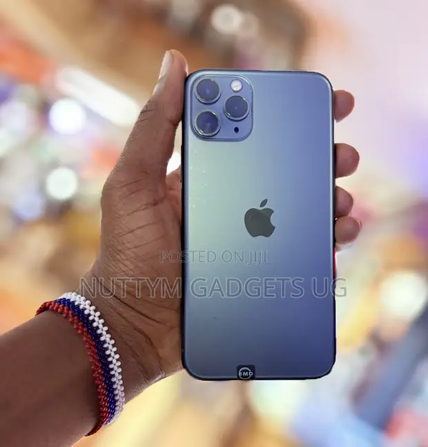 Apple iPhone 11 Pro 256 GB Green - 1