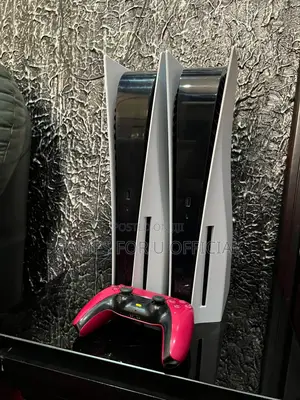 Used PS5 Console UK 1TB with 1 Controller