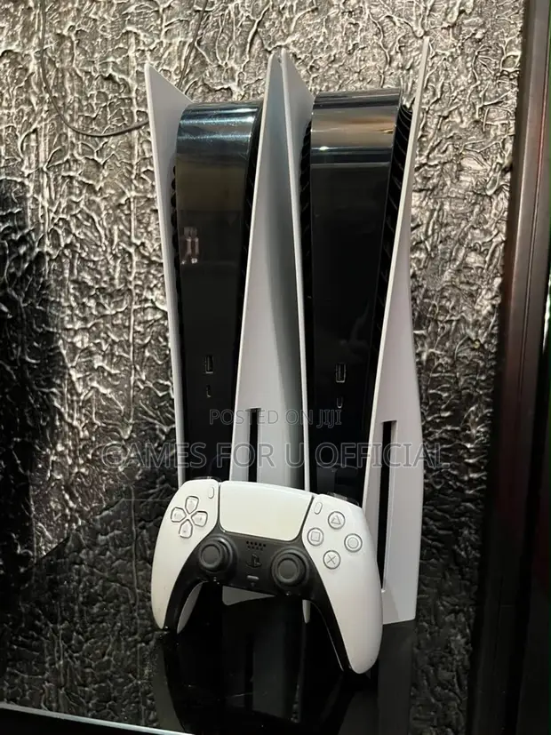 PS5 Standard Console - Disc Edition - 1