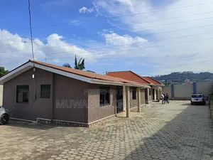7 Bedroom Bungalow for Rent in Nakawa