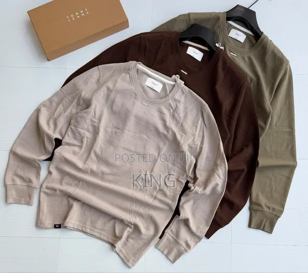 Long-Sleeved Plain Textured Crewneck T-Shirts - 1