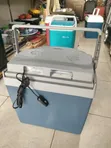 UK Used Mobicool 26L Portable Thermoelectric Cooler Box - 2