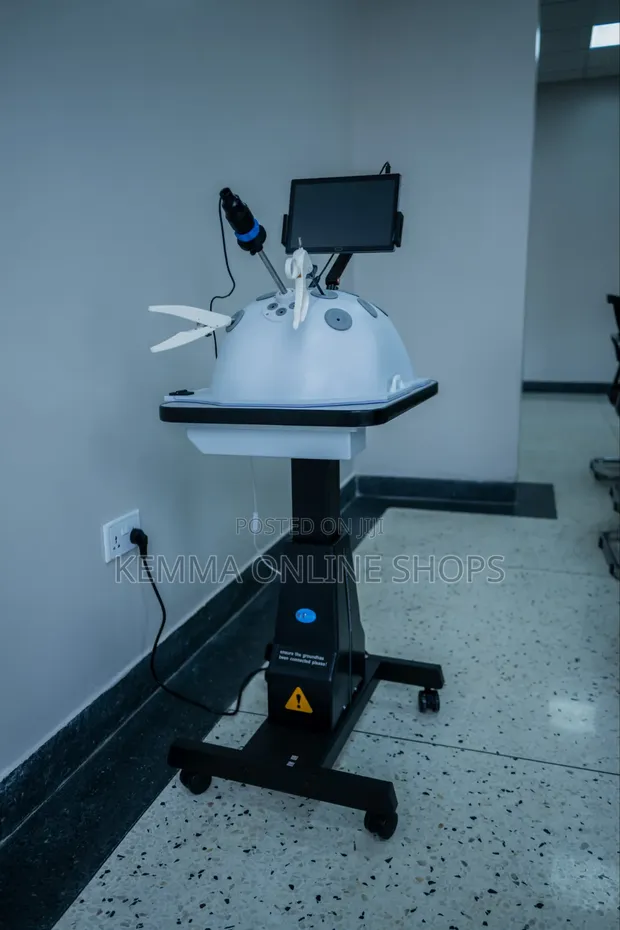 Laparoscopic Surgical Simulator (Endotrainer) - 1