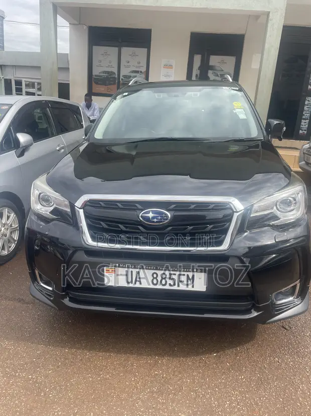 Subaru Forester 2017 Black - 1