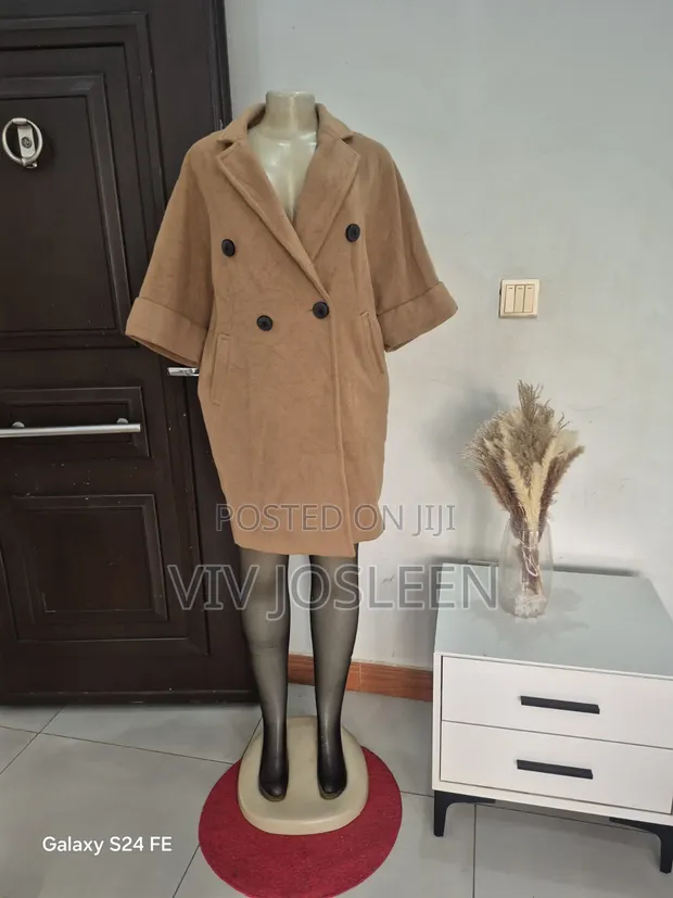 Women's Trendy Beige Trenchcoat (Size M) - 1