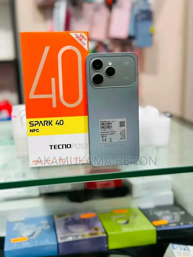 New Tecno Spark 40 256GB Black - 1
