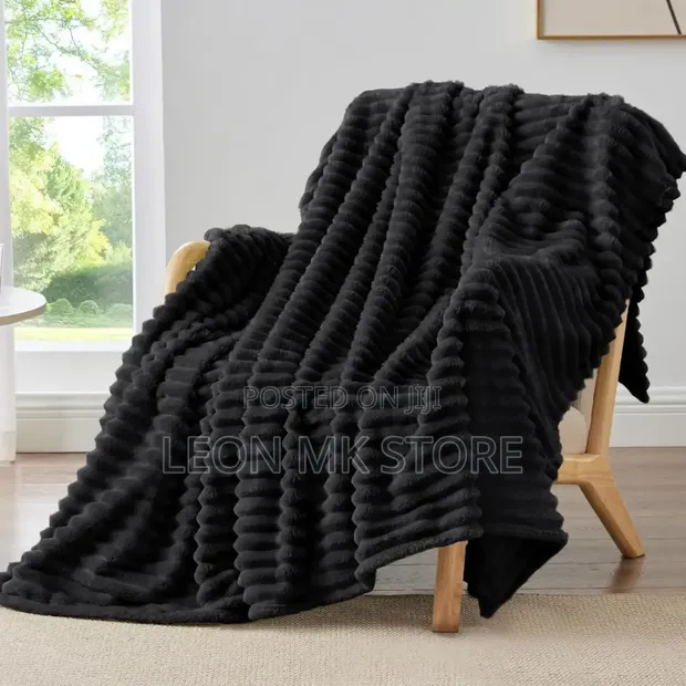 Super Cozy Home Throw Blankets - 1