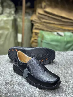 Clarks Genuine Leather Casual Shoes