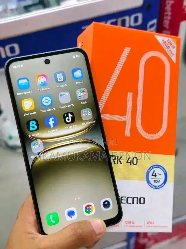 New Tecno Spark 40 256GB Black - 1